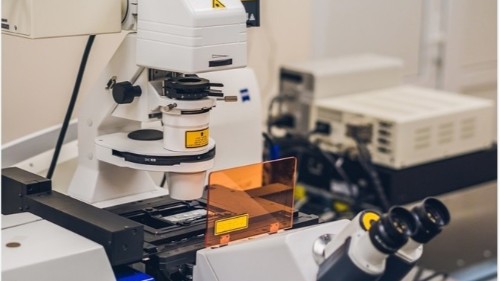 某科研机构使用苏州阿尔法生物提供的显微镜